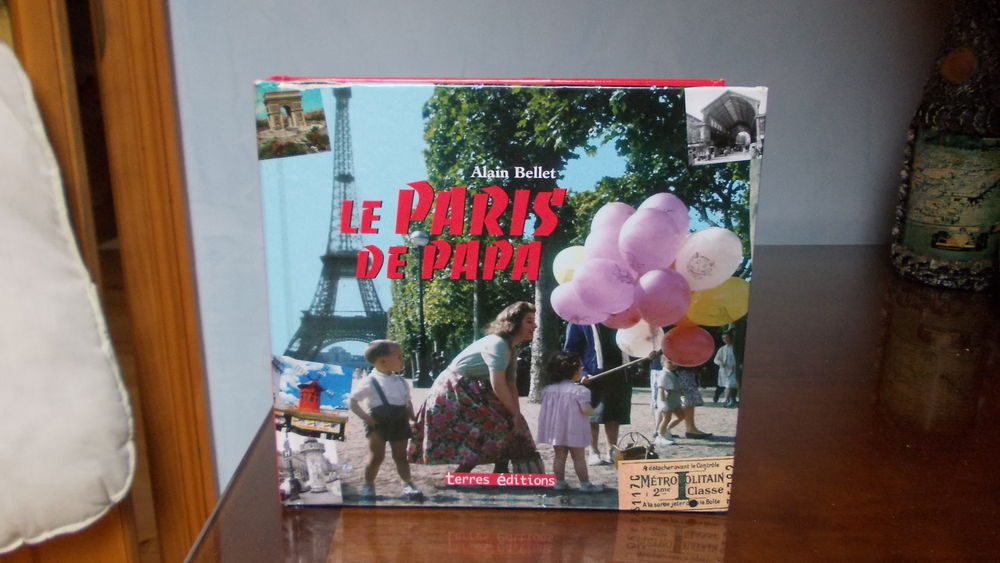 livre &quot;le Paris de Papa Livres et BD
