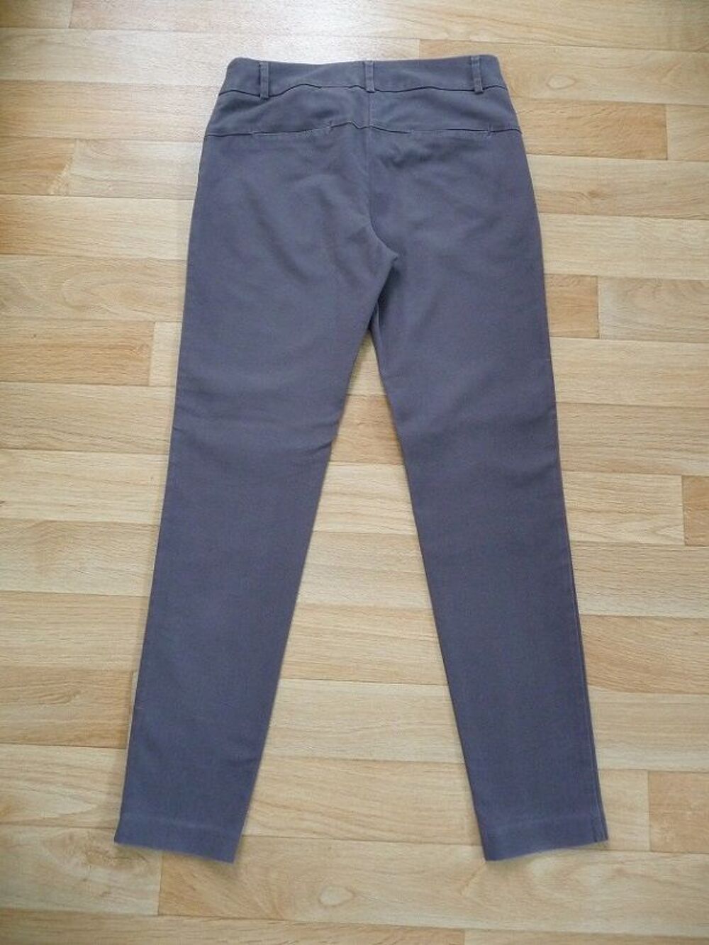 Pantalon gris fonc&eacute; taille 36-38 CAMAIEU - NEUF Vêtements
