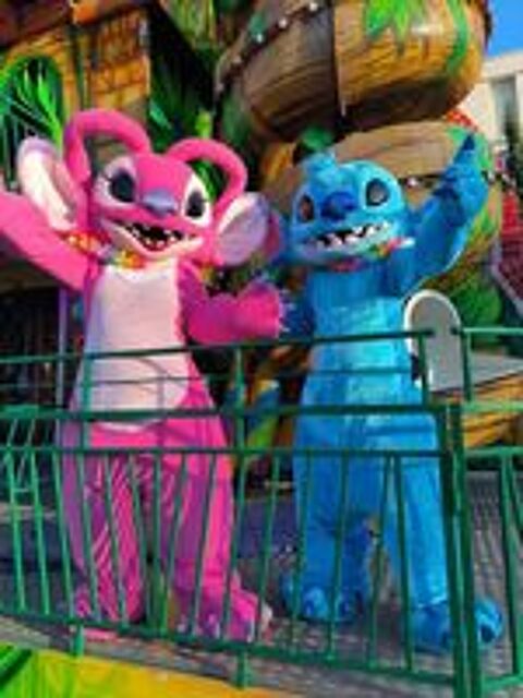   mascottes stitch et Angel, Mickey et Minnie... 