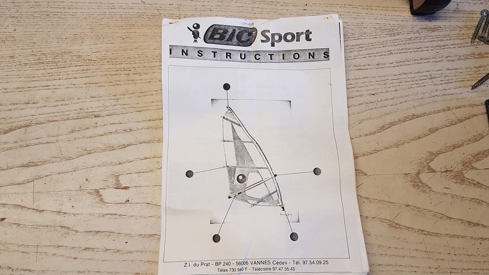 Voile pour planche &eacute;tat neuf Sports