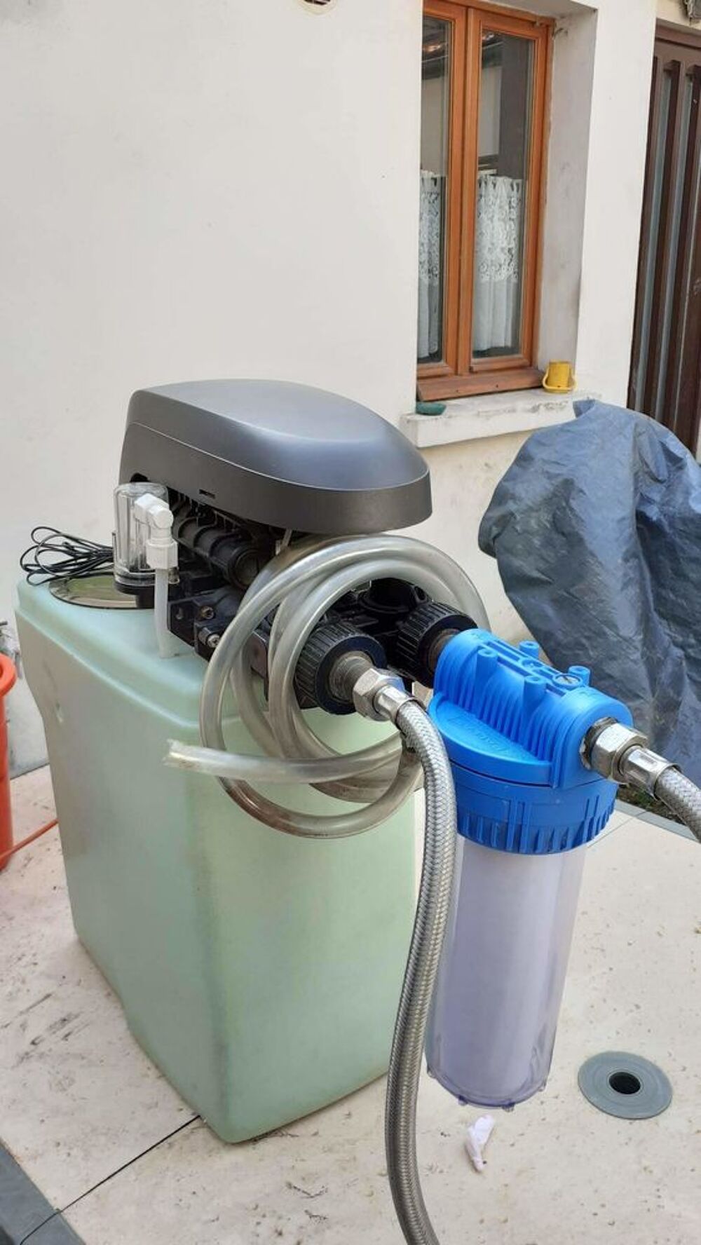 adoucisseur d'eau bon &eacute;tat et complet Bricolage