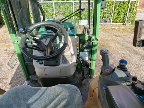 TRACTEUR FENDT 209 VARIO ETROIT 55000 33490 Verdelais