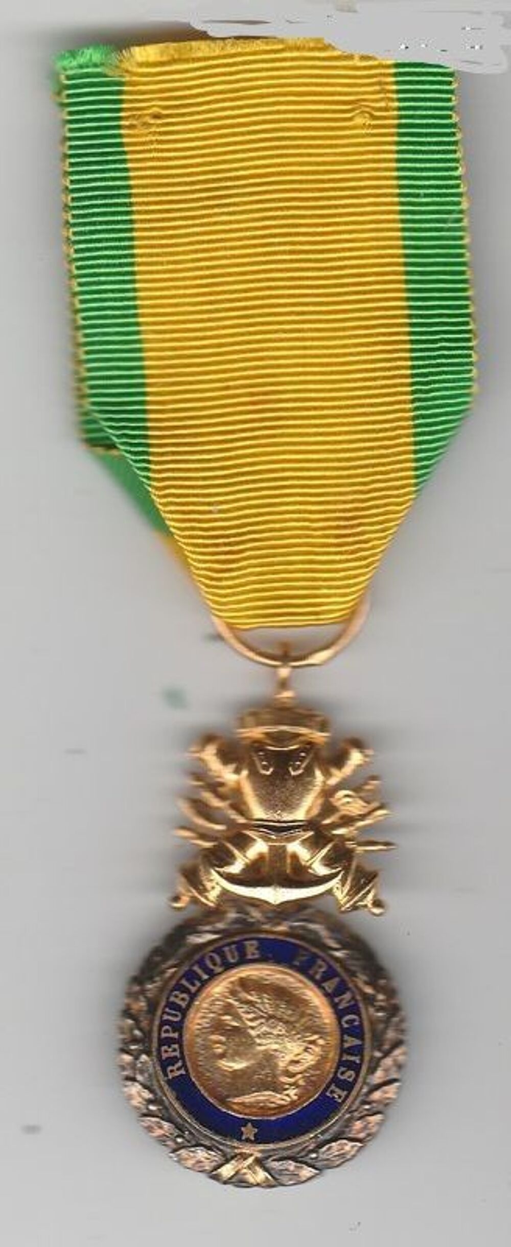  M&eacute;daille Militaire 4e et 5e r&eacute;publique en parfait &eacute;tat 