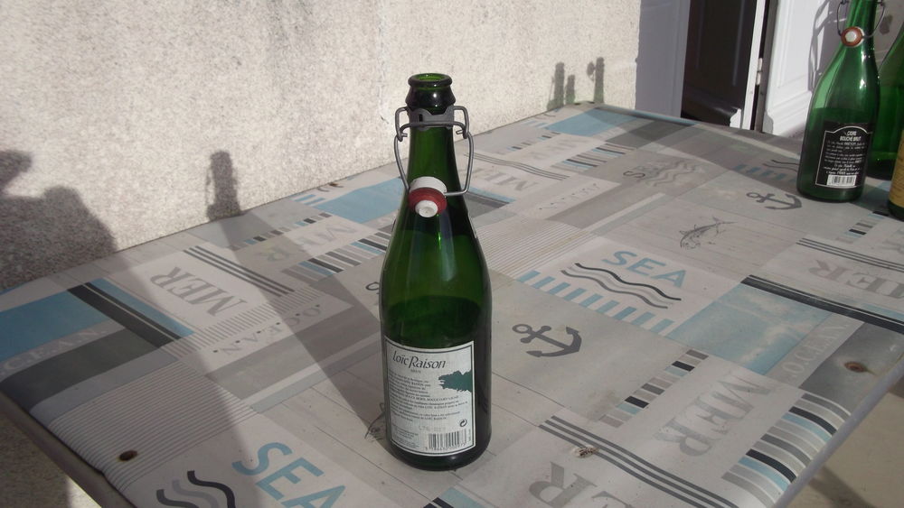 BOUTEILLES CHAMPENOISES (75 cl) Bricolage