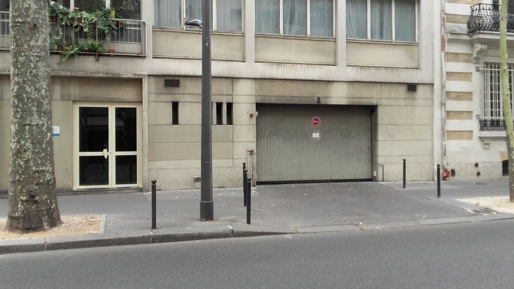 Location Parking/Garage emplacement de parking  rue Manin 75019 à partir de 10 euros Paris 19