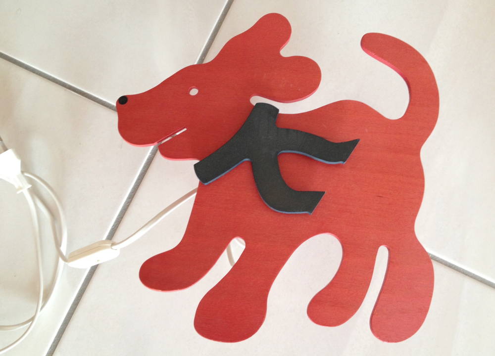 Lampe applique murale chien rouge en bois neuve Mobilier enfants