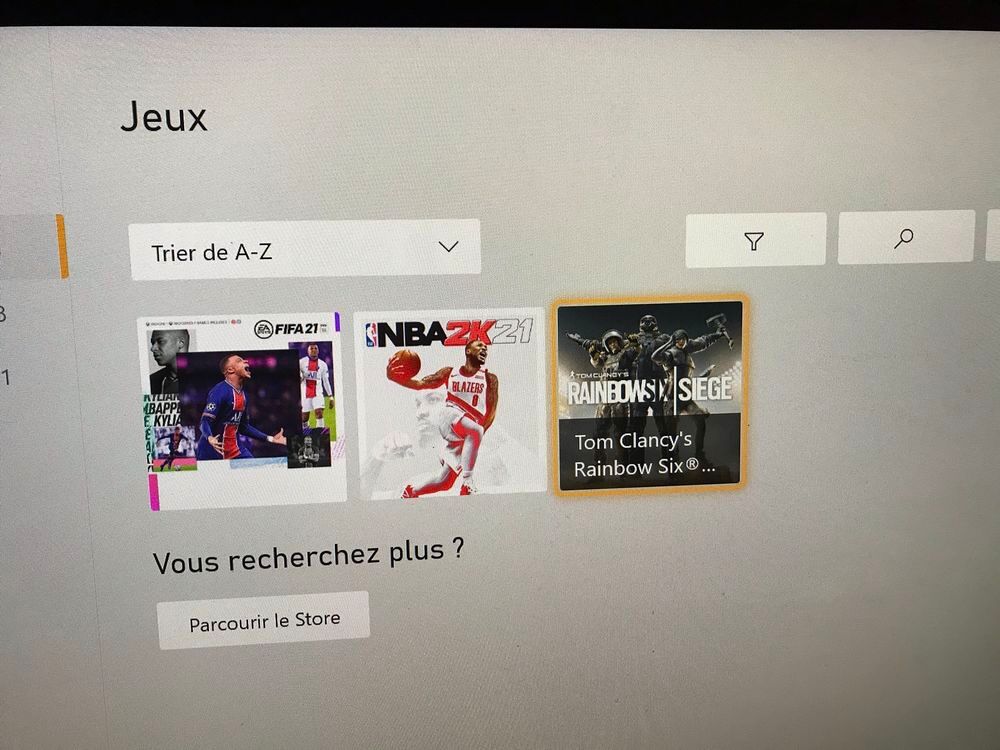 xbox one avec FIFA 21 et NBA 2k21 et 1 manette Consoles et jeux vidéos