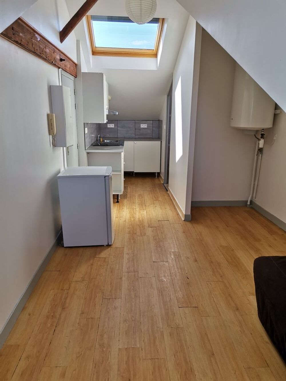 Location Appartement GUERET centre studio dans petite résidence calme. Guéret