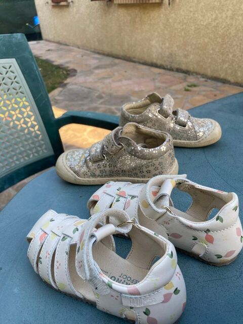 Chaussures fille marque petit pas de géant Saulx-Marchais (78)