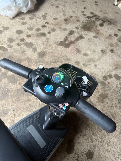 fauteuil &eacute;lectrique, pliable fauteuil &eacute;lectrique, pliable 0 38650 Avignonet