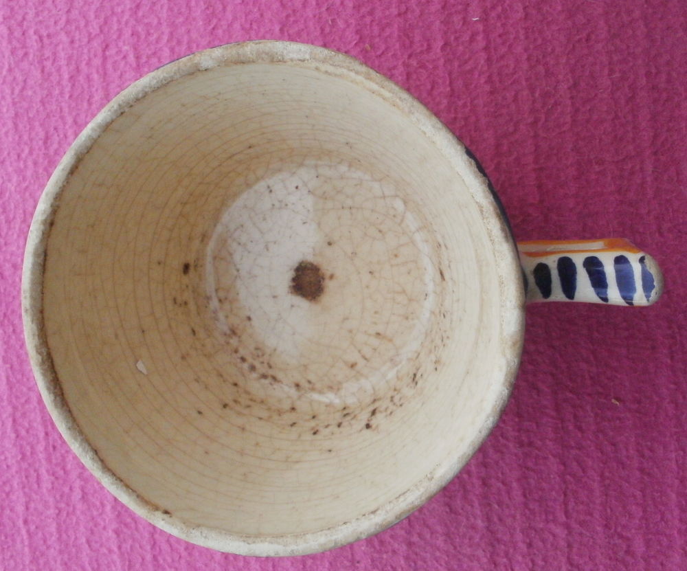 Tasse ancienne "Quimper HB (Hubaudi&egrave;re Bousquet)" 