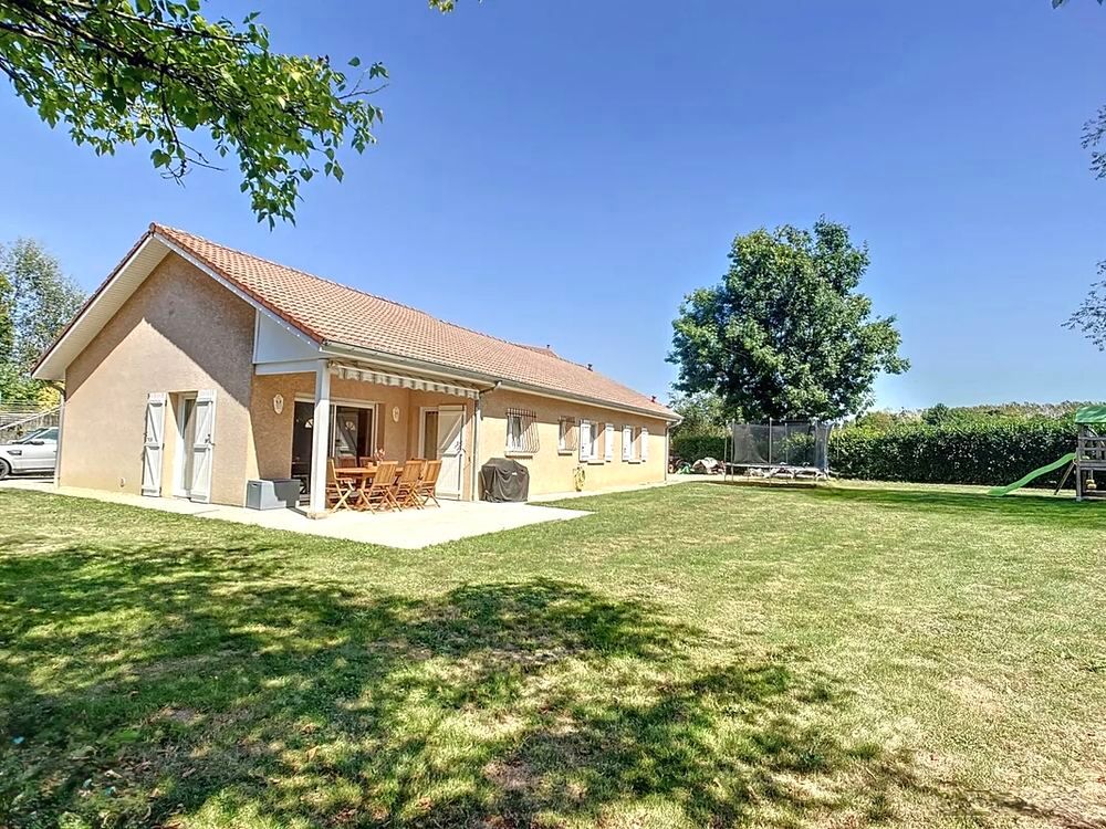 Vente Maison Maison familiale plain pied 144 m² + grange 100m2 Sermérieu