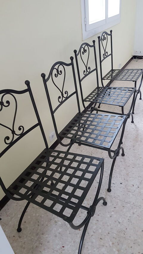 CHAISES 80 Galargues (34)