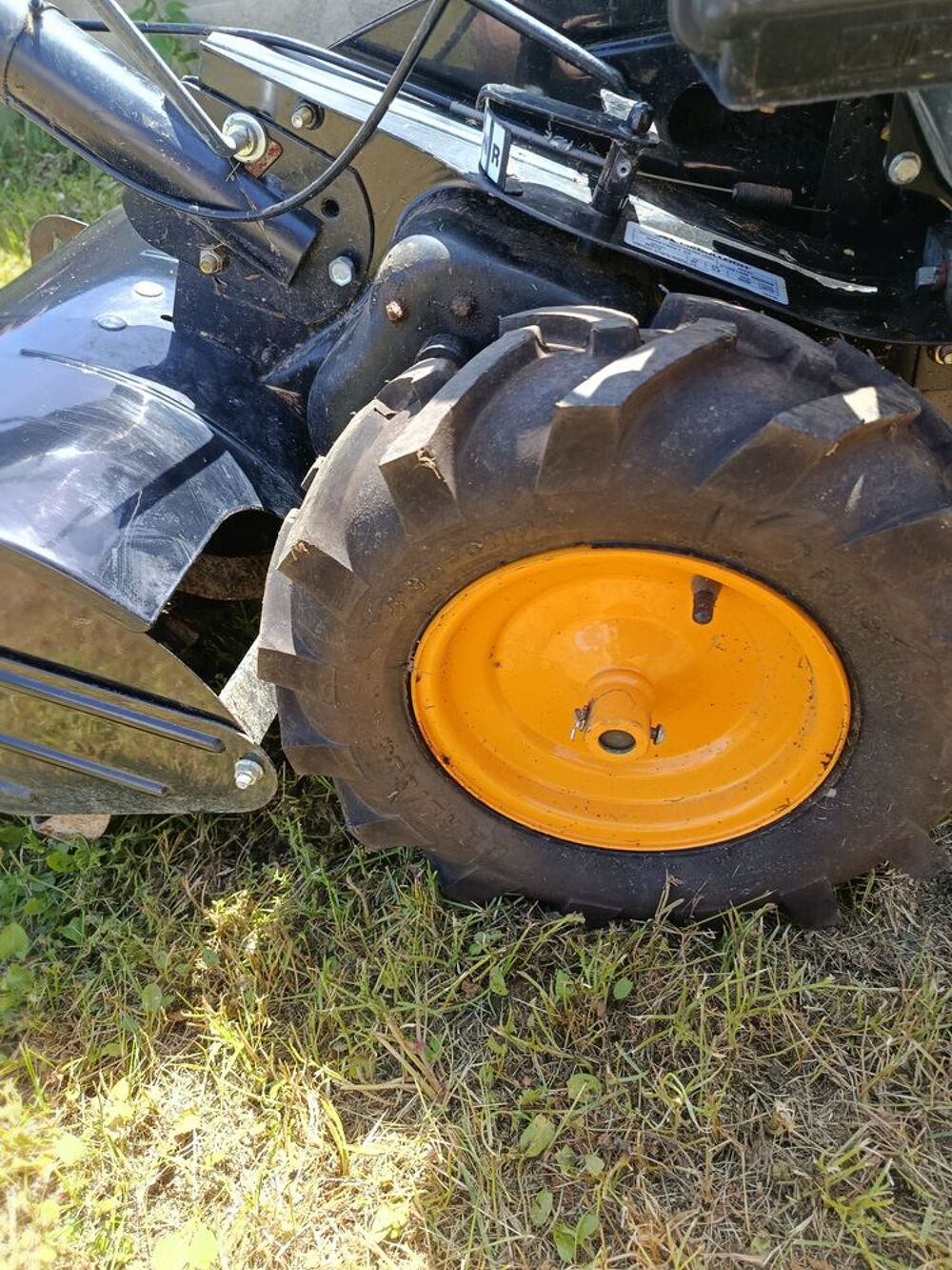 Motoculteur thermique McCulloch ? Briggs &amp; Stratton 205cc Jardin