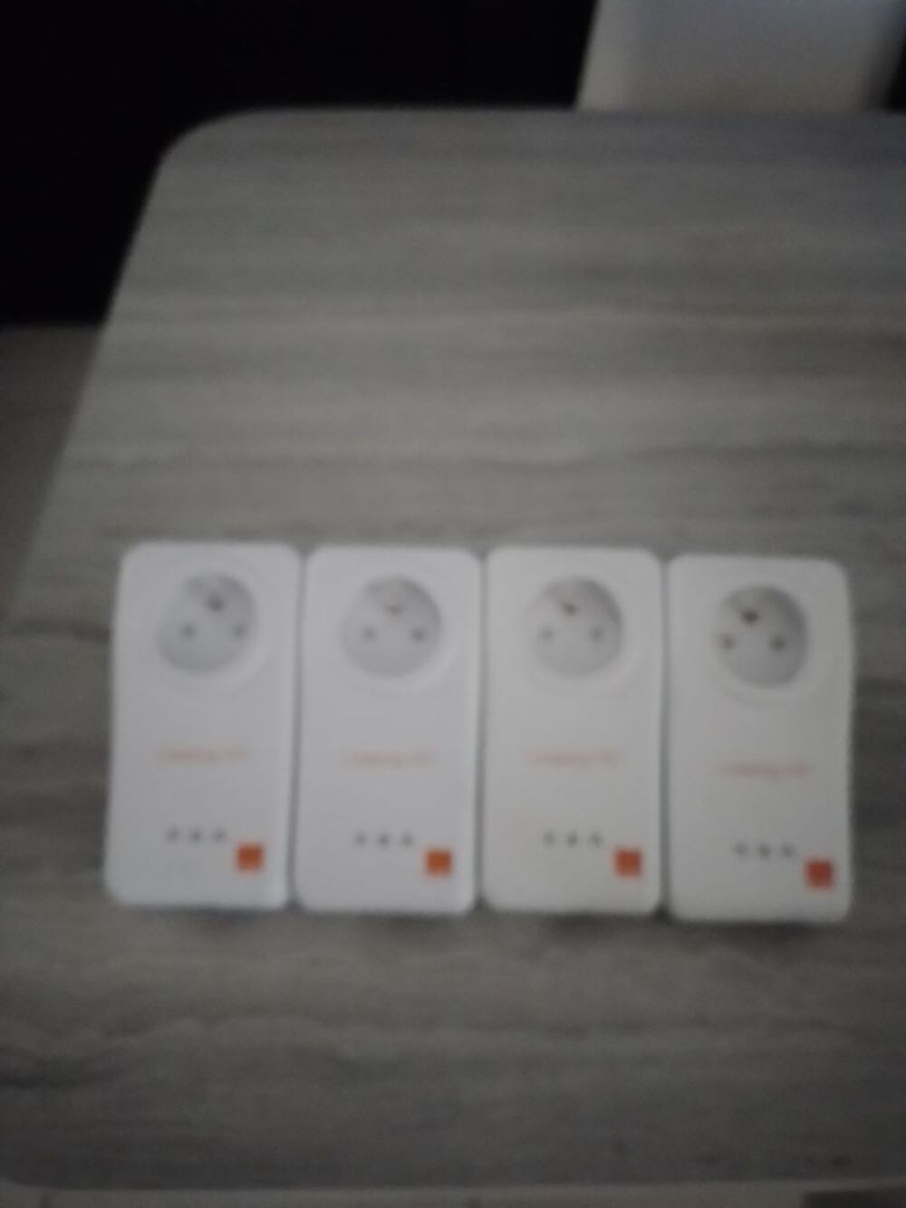 Lot de 4 levings-plugs ORANGE Matériel informatique