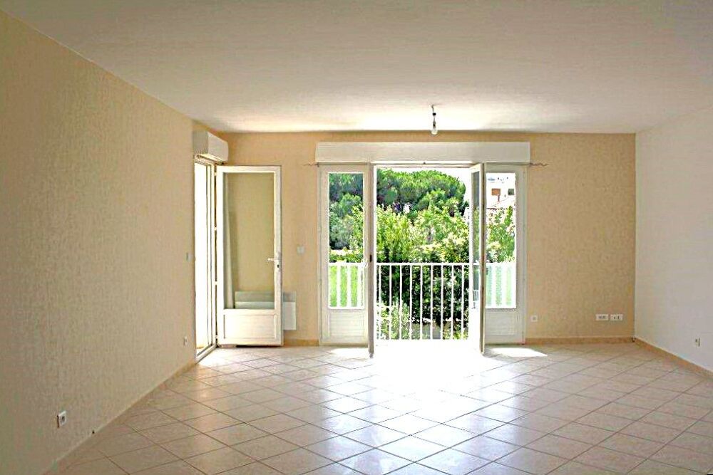 Location Appartement T4 étage villa. 2 chambres 89m2 parking privatif intérieur La seyne-sur-mer