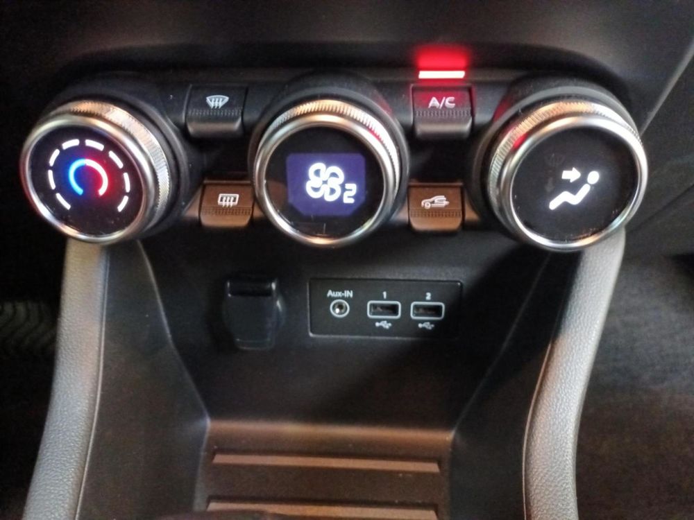 Clio V Clio E-Tech hybride 145 Equilibre 2023 occasion 08000 Charleville-M&eacute;zi&egrave;res