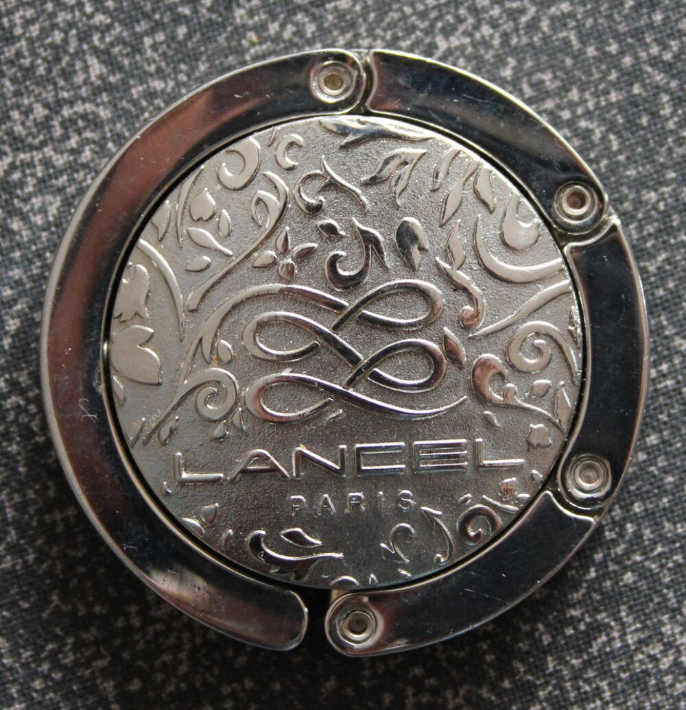 Porte sac LANCEL - accroche sac Bijoux et montres