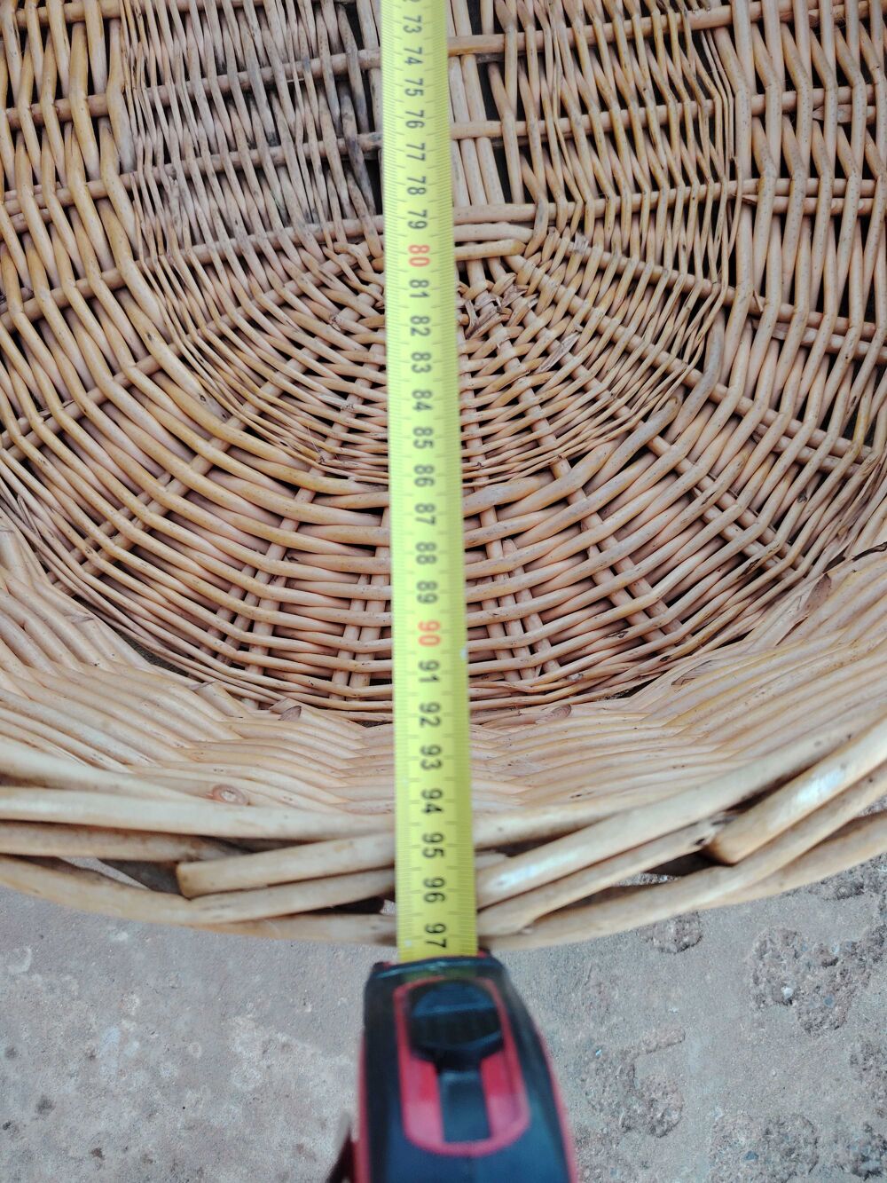 PANIER EN OSIER POUR GROS CHIEN Meubles