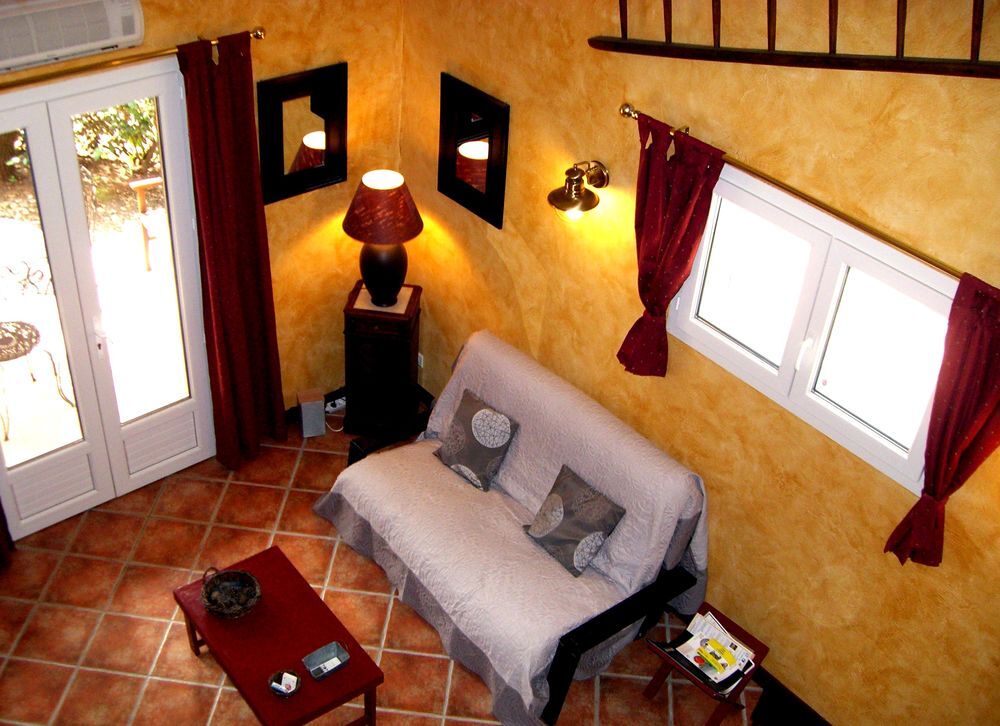  Gite avec jacuzzi privé, en Provence au pied du Mont Ventoux Provence-Alpes-Côte d'Azur, Bédoin (84410)