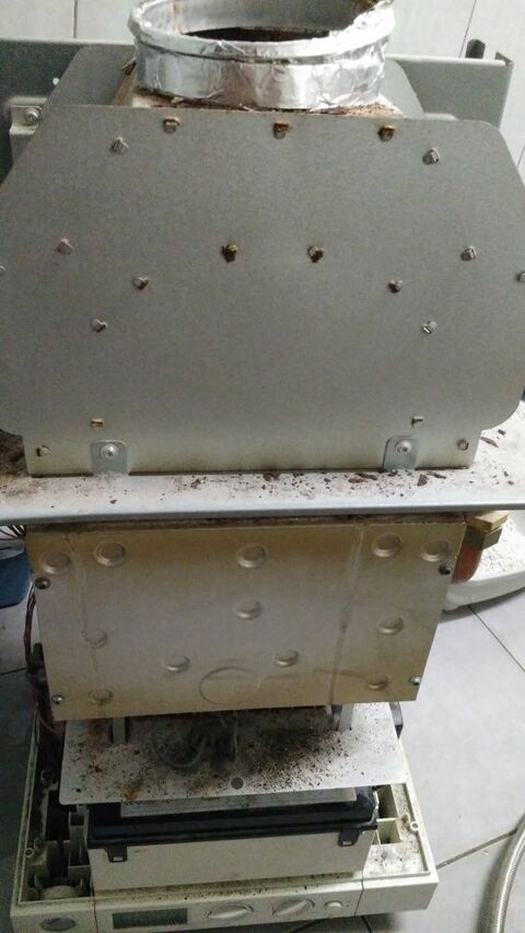 Chaudi�re murale Wiesmann VITOPEND 100 pour pi�ces 250 Villiers-le-Bel (95)