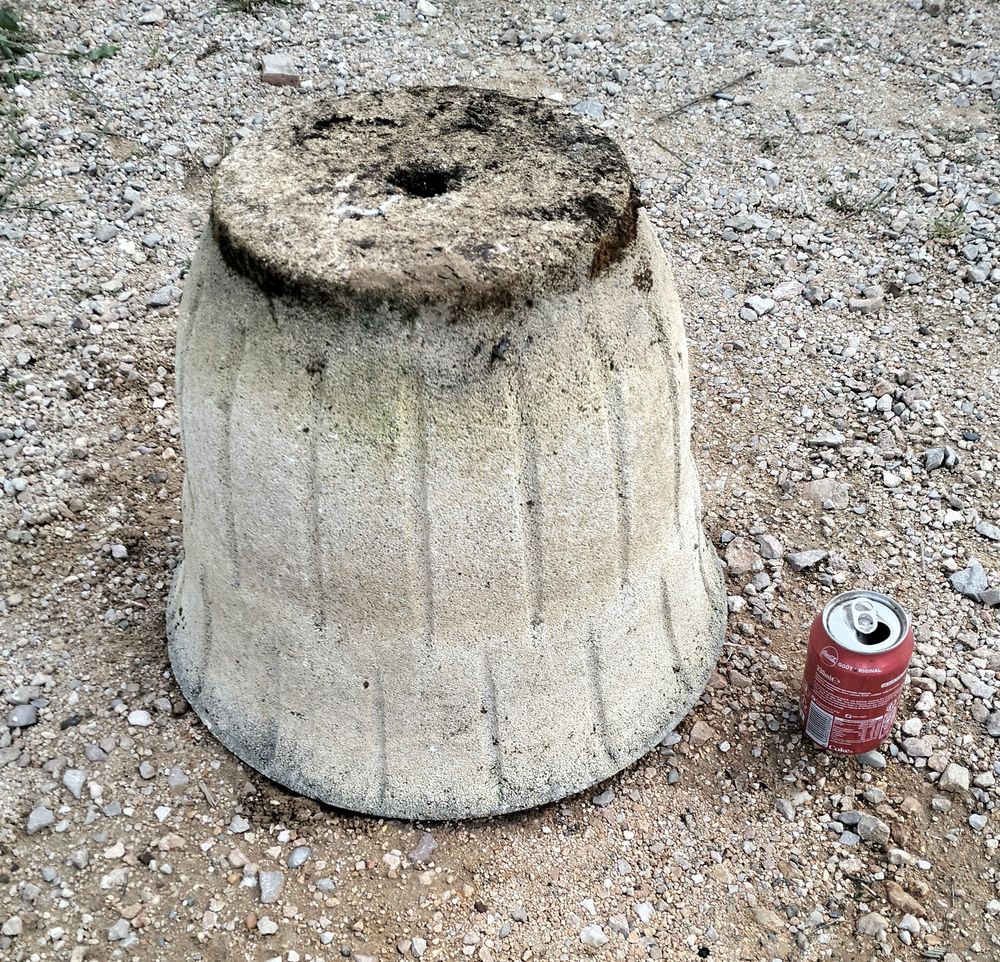 vase jardin beton ancien h 44 cm dia 36 cm Bricolage