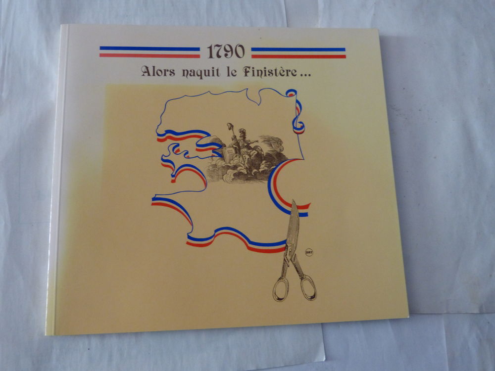 ALORS NAQUIT LE FINISTERE 1790 Livres et BD
