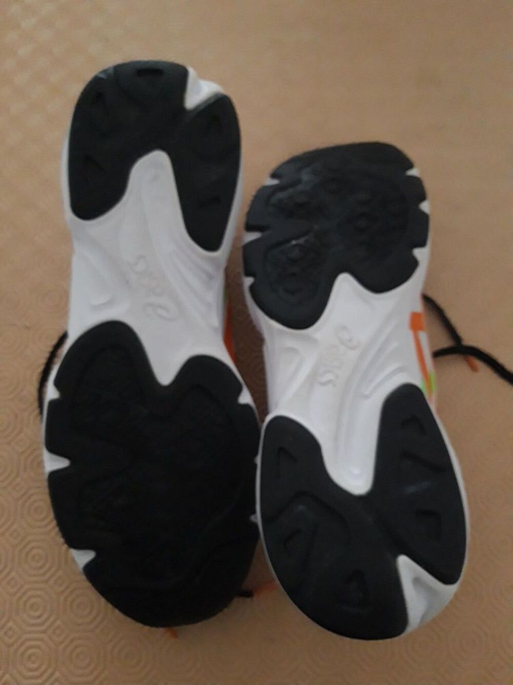 Chaussures asics Chaussures