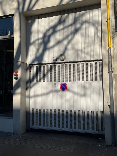  Parking / Garage  louer 11 m
