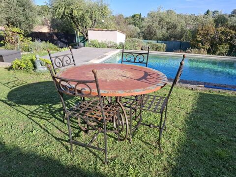 TABLE EN FER FORGE MASSIF DE TONGE PLATEAU ZELLIGE ET SES 4  0 Mougins (06)