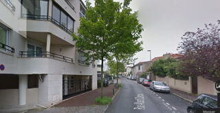  Parking / Garage à louer 15 m²