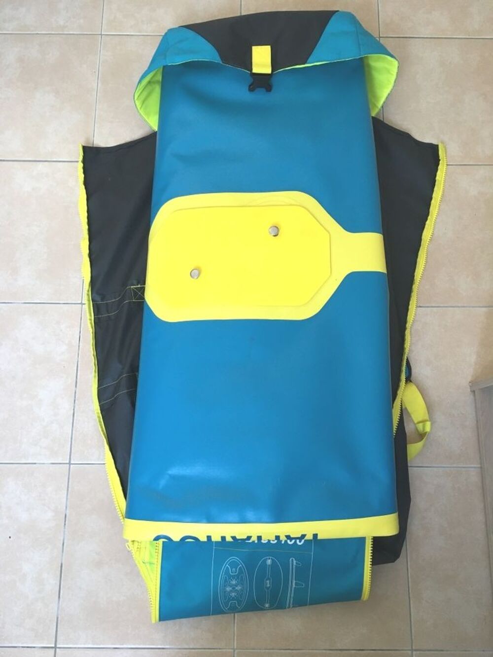 Planche &agrave; Voile gonflable Mobius 100 + Voile L/XL Tamahoo Sports