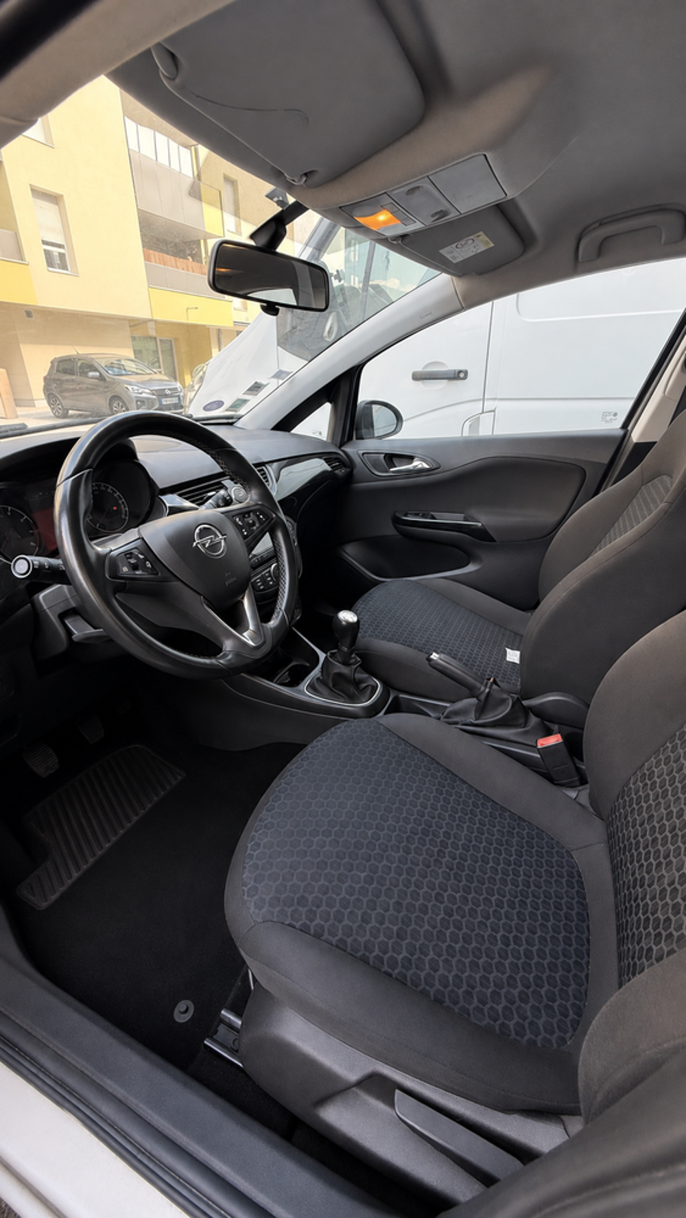 Corsa Opel V 1.4 essence 90 ch 2017 occasion 74700 Sallanches