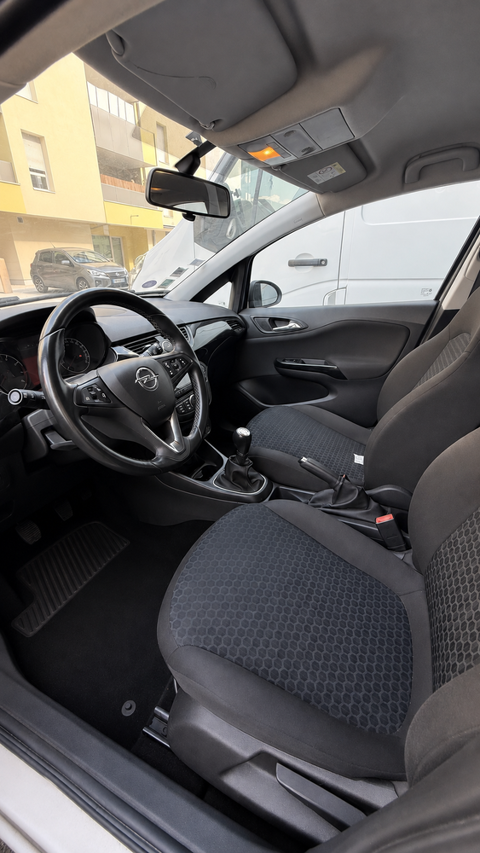 Opel corsa V 1.4 essence 90 ch