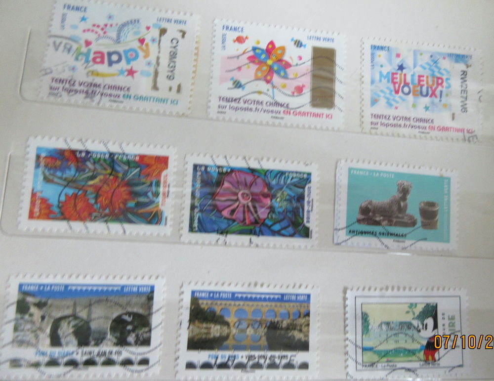 2 ALBUMS DE TIMBRES INCOMPLETS 