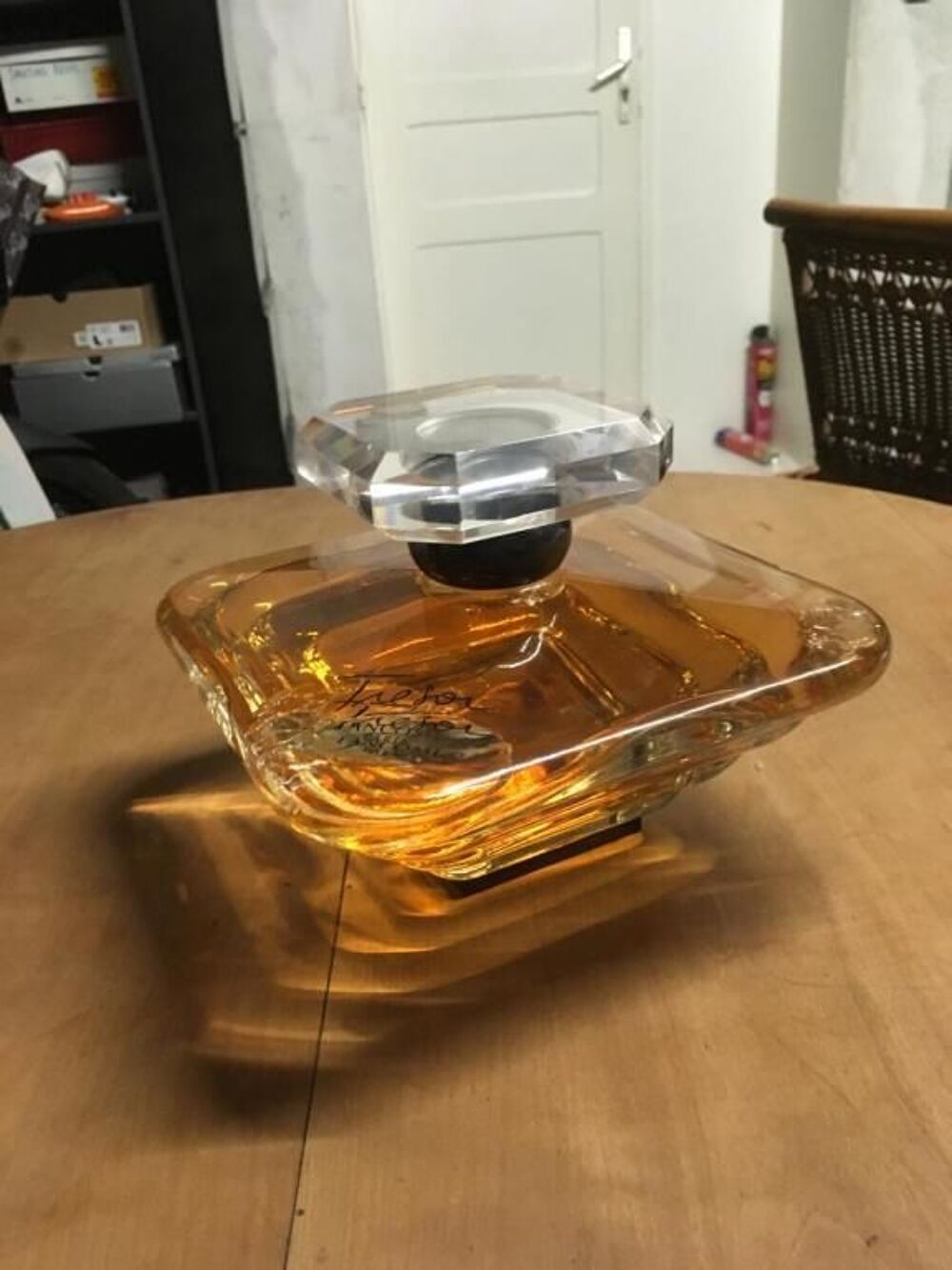 FACTICE GEANT DE PARFUM EN VERRE Décoration