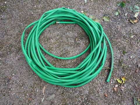 Tuyau d'arrosage vert 24 m / diamètre 10mm 35 Castres (81)