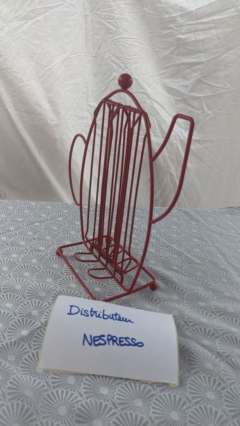 distributeur Nespresso rouge Décoration