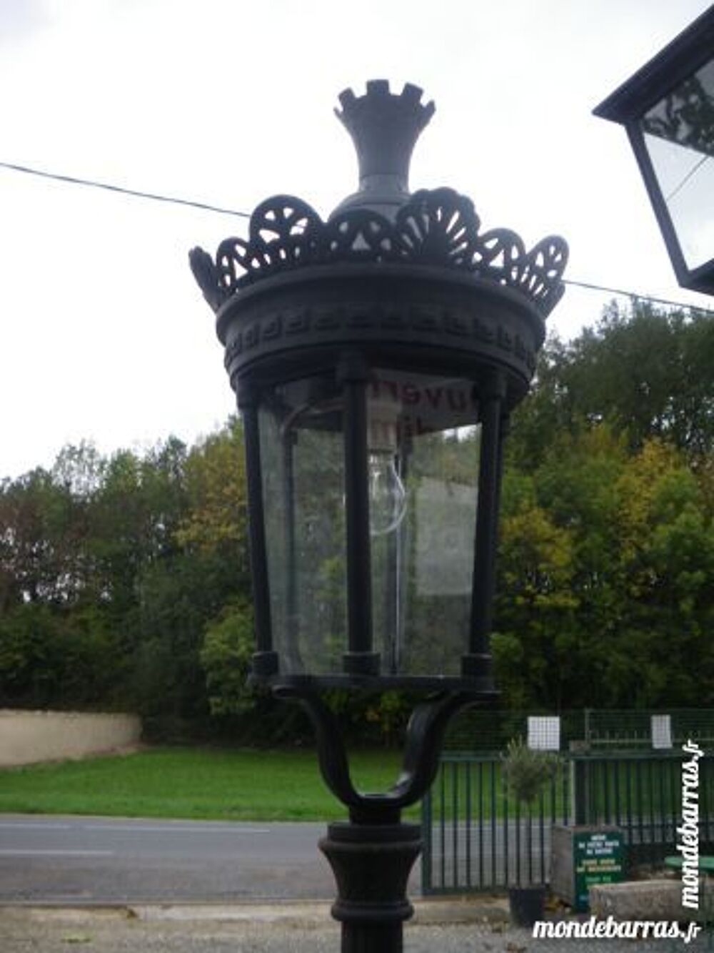 Lampadaire en fonte D�coration