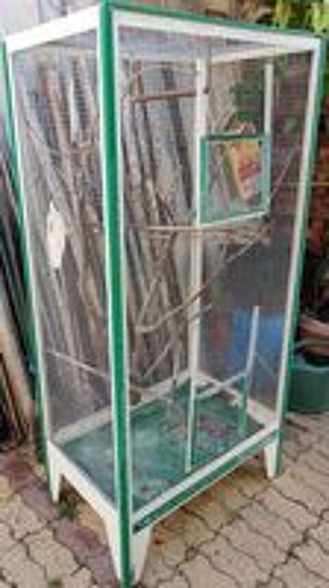   Grande cage 