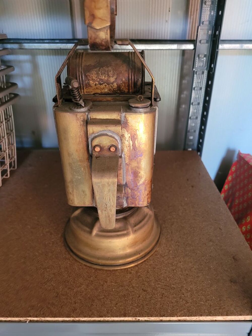 Lampe sncf en cuivre Décoration