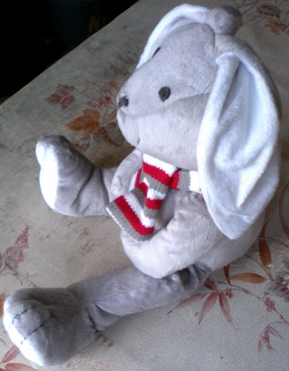 Peluche lapin NEUVE Jeux / jouets