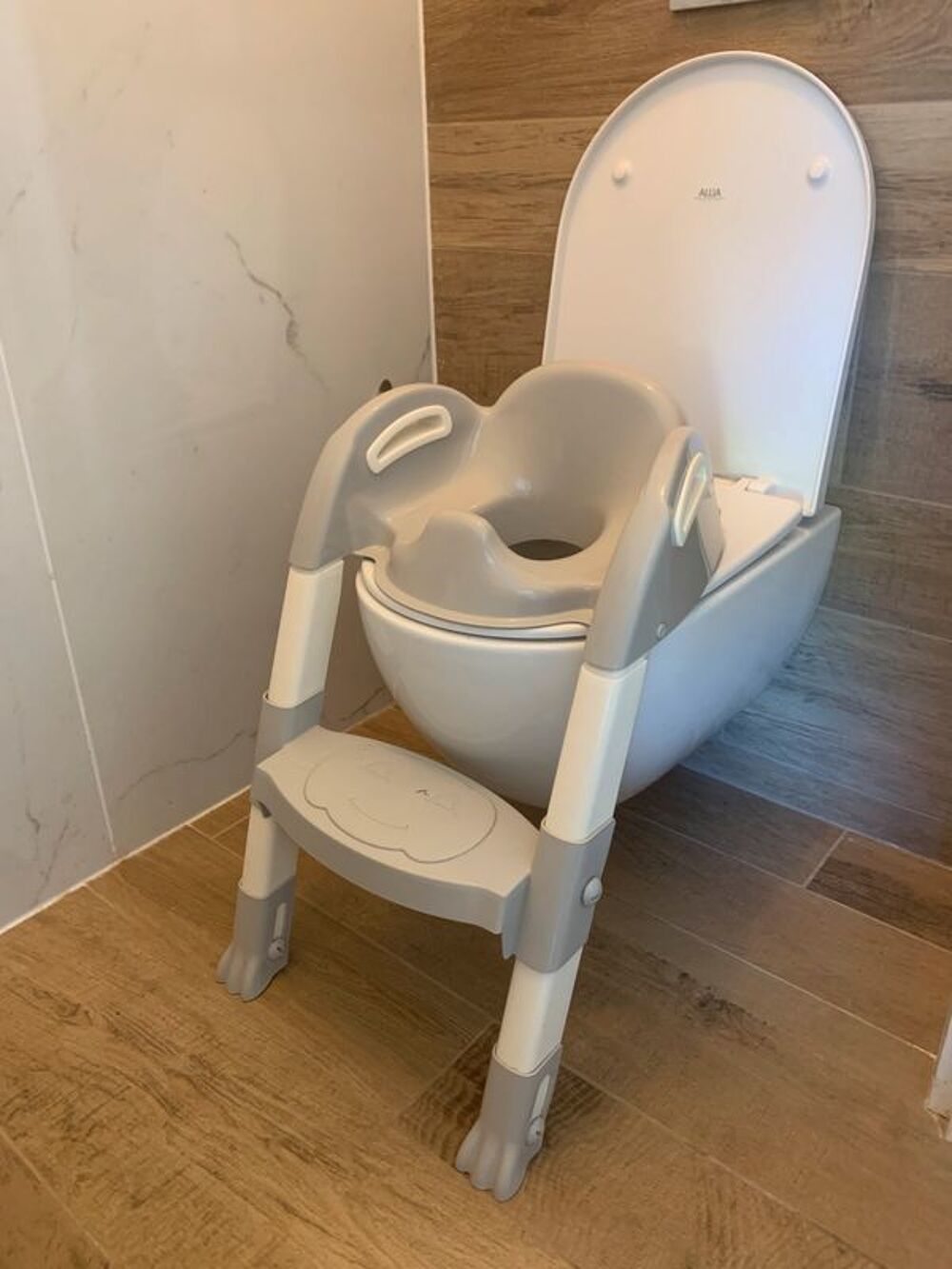 3 r&eacute;ducteurs de WC Thermobaby Kiddyloo : roses et gris Puériculture