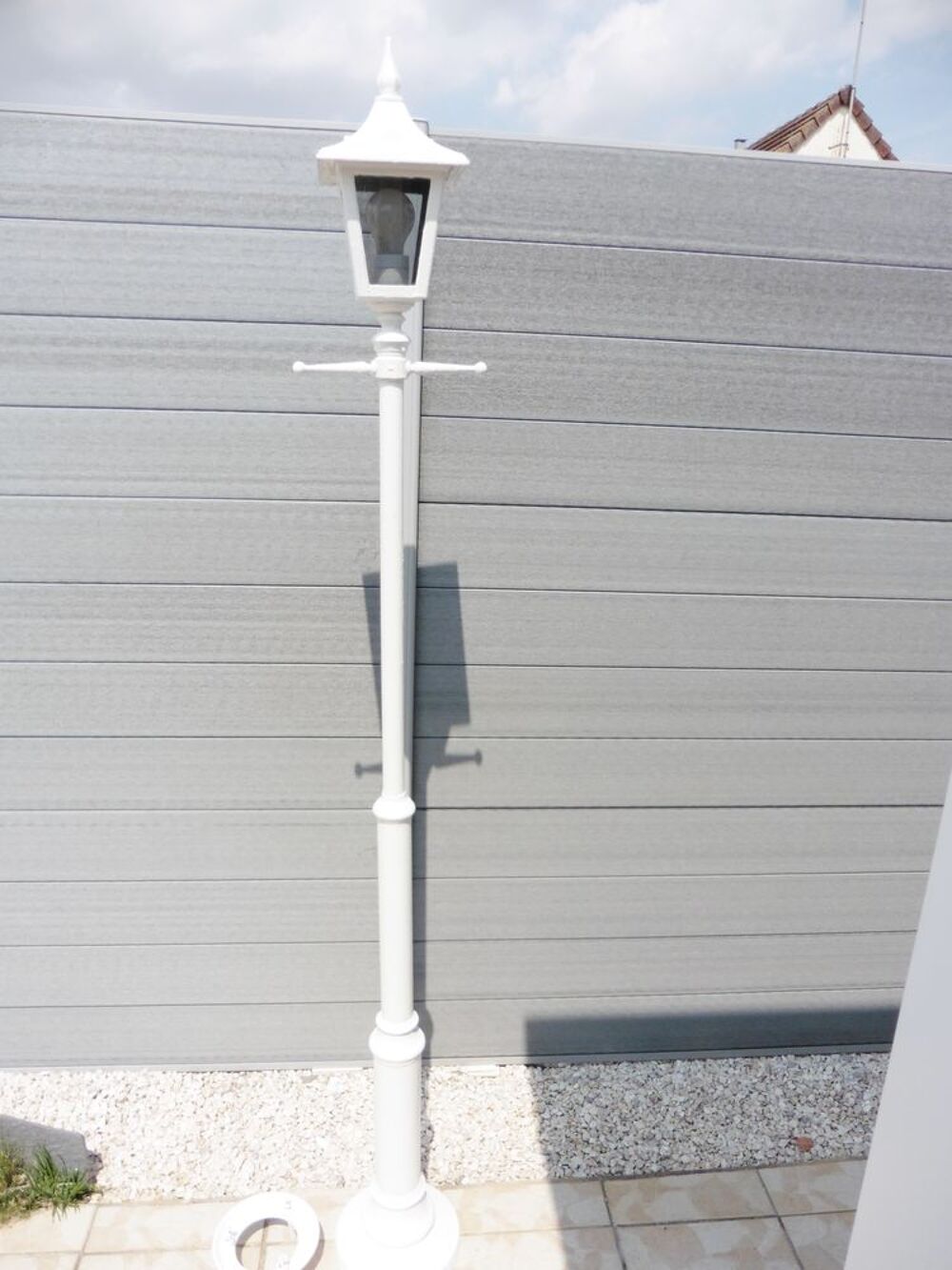 Lampadaire Couleur Blanc &eacute;l&eacute;ctrique Ext&eacute;rieur &agrave; Prendre sur Bricolage