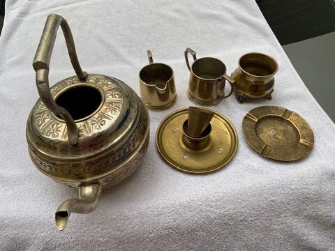 Bougeoirs / bouilloire / etc .. 15 Paris 10 (75)