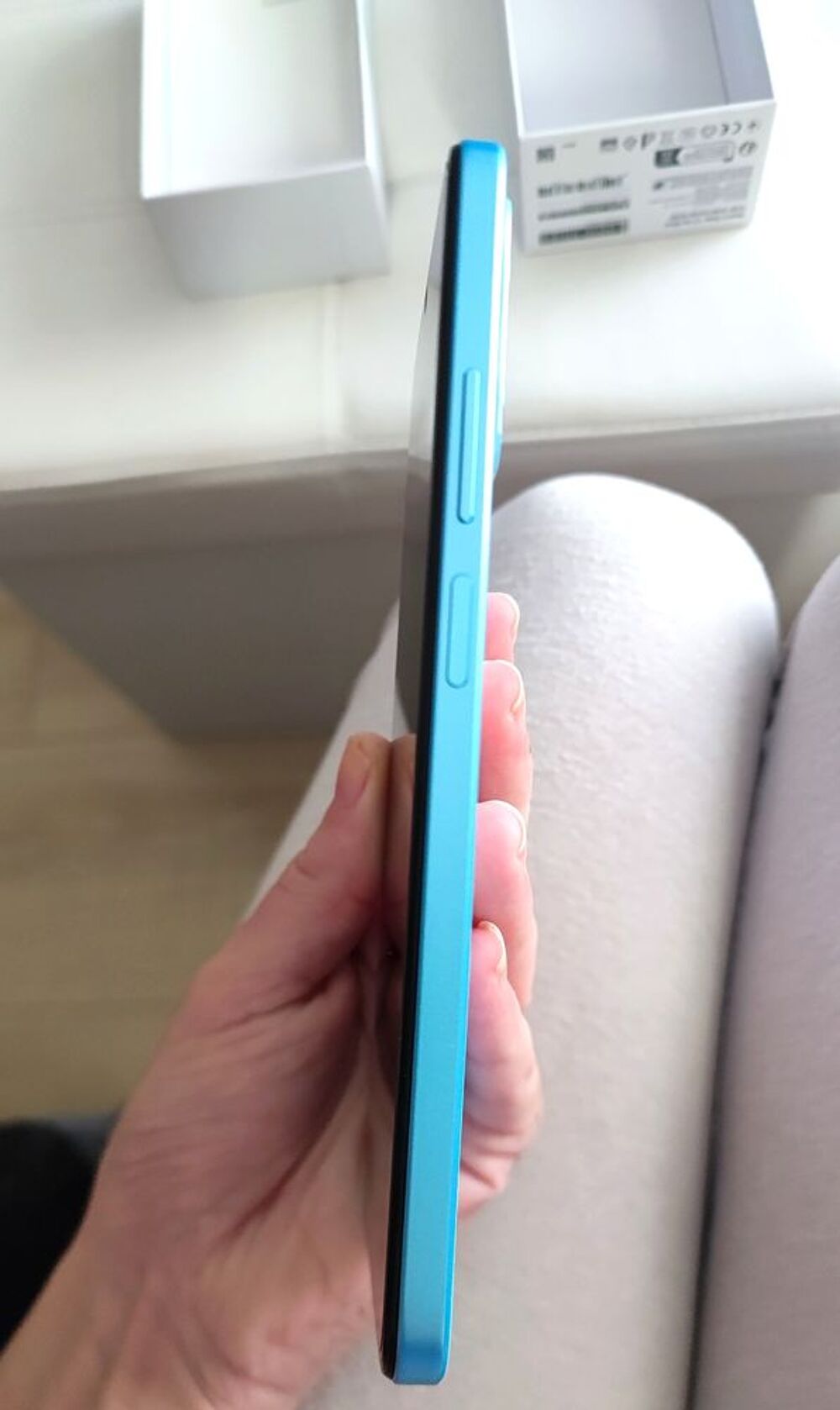 Redmi note 12 Ice Blue 4GB Téléphones et tablettes