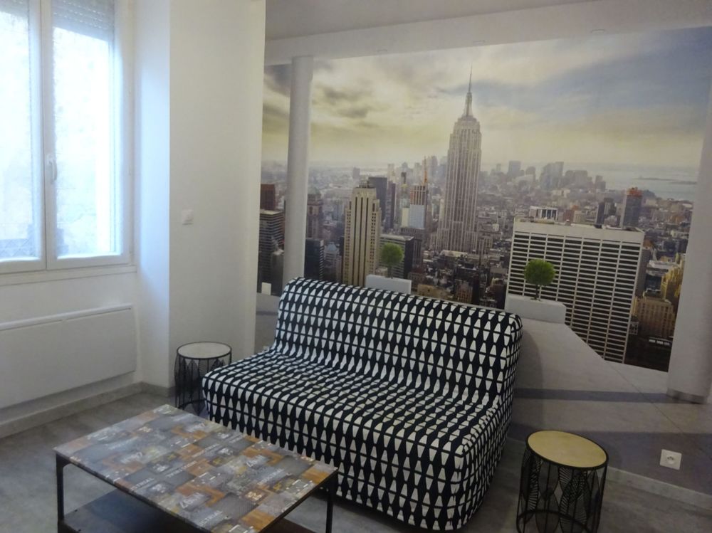 Location Appartement BEL APPARTEMENT T1 MEUBLE RENOVE ET COUR/TERRASSE Alès