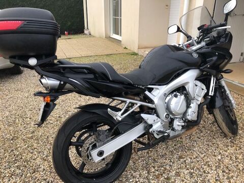 Moto YAMAHA 2005 occasion Angles 85750