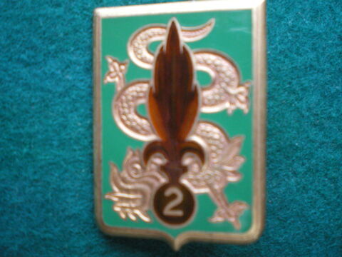 Insigne colonial - 2° REI. Régiment Etranger Infanterie. 15 Caen (14)