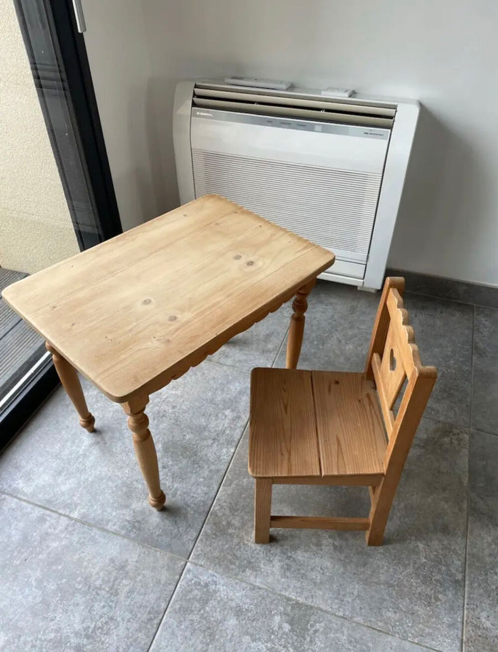 ENSEMBLE TABLE + CHAISE Mobilier enfants